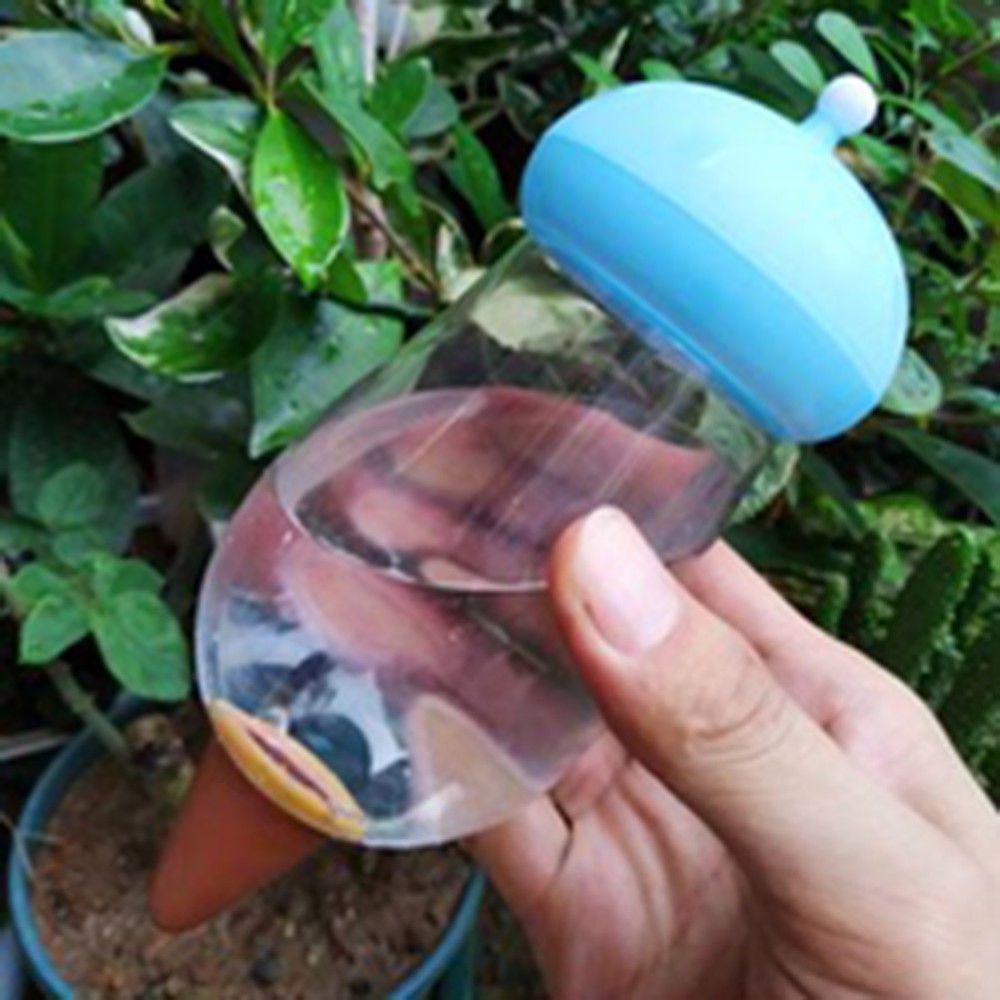 Decorative Mushroom Automatic Flower Waterer Combining Style and Function