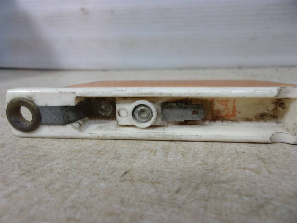 Arrow B52 Marker Light *FREE SHIPPING*