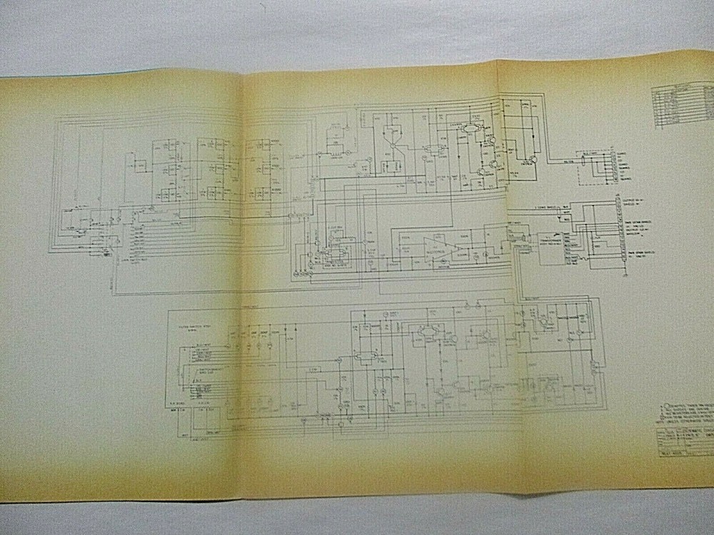 PRESTON MODEL 8300-XWB FLOATING DIFFERENTIAL AMPLIFIER INSTRUCTION MANUAL