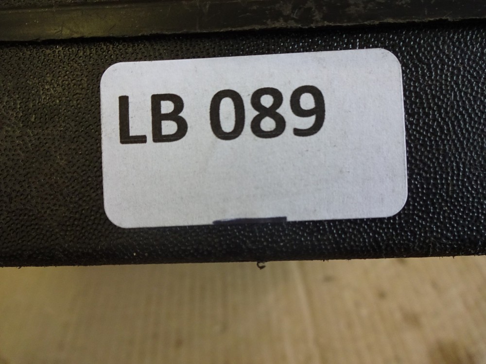Stick bore micrometer M & W 8" - 32"