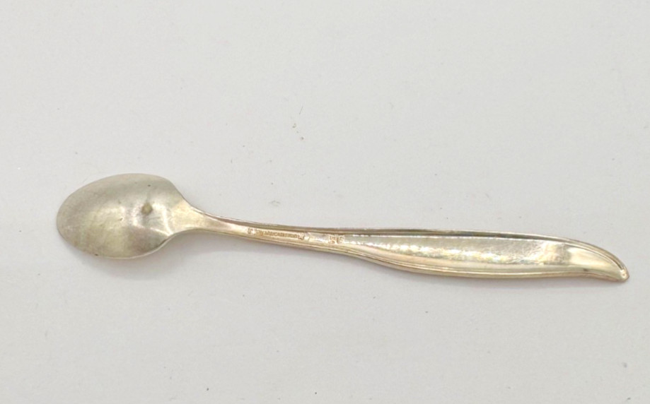 WM Rogers IS spoon Sweep pattern