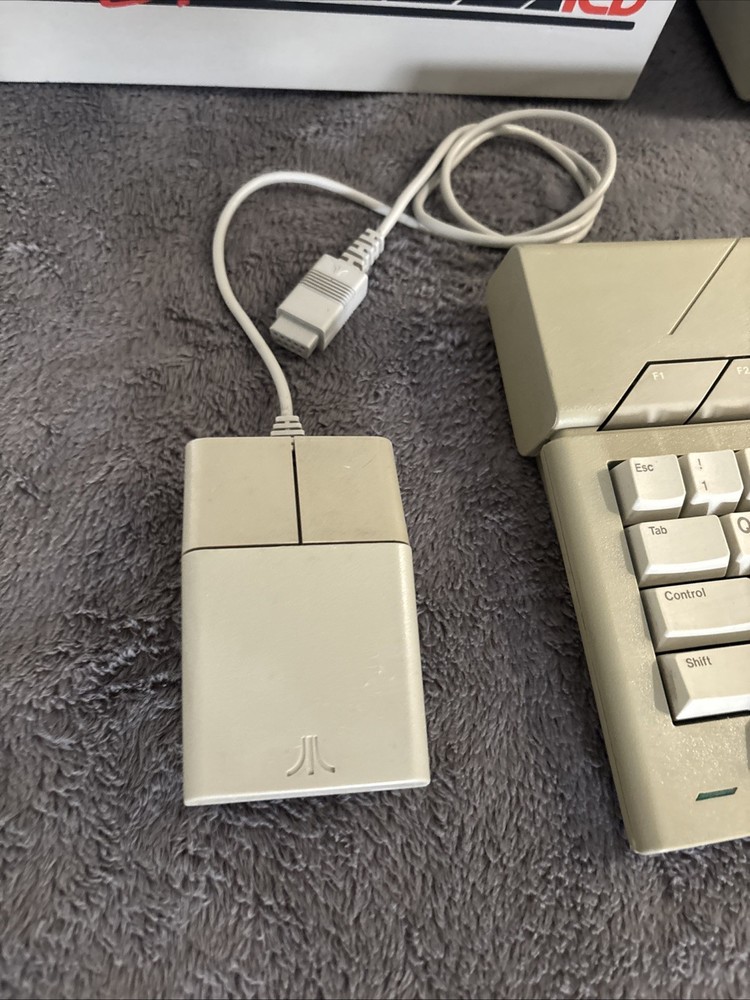 Vintage Atari computer PS3000 Mega ST4 W/fast ICD Mouse Keyboard Power Pack Read
