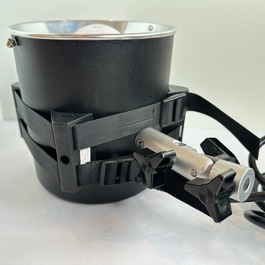 NOVATRON M240S Mono Lighting Studio Photo Light