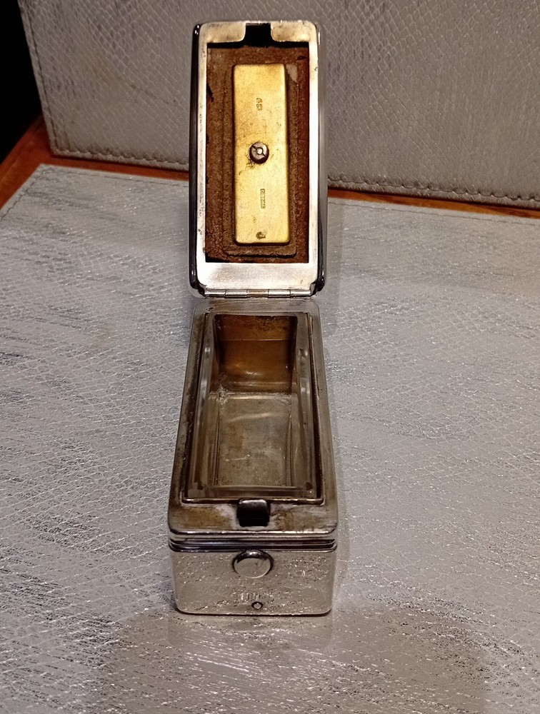 Solid Silver Edwardian Box London 1908 G H James & Co.