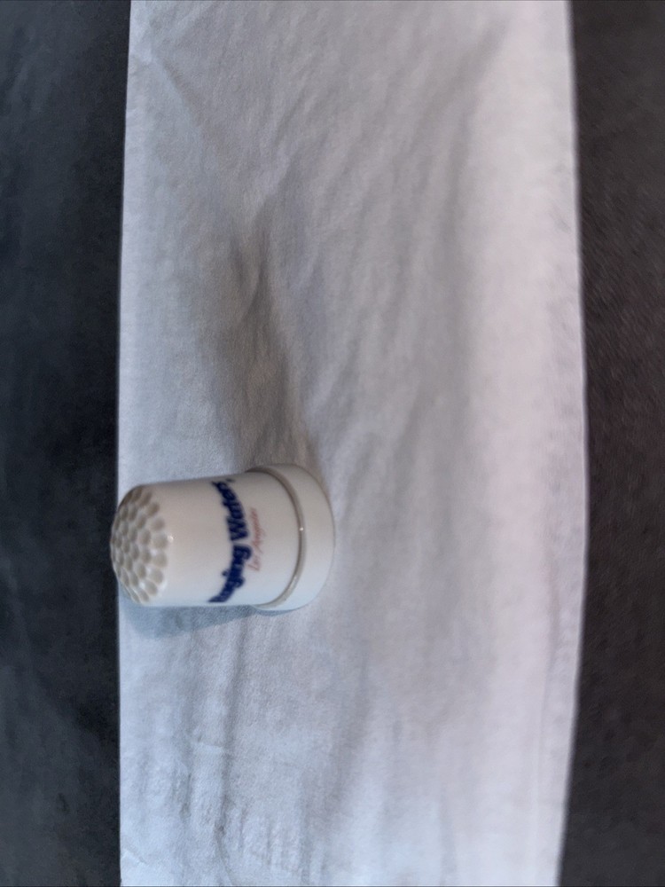 Raging Waters, Los Angeles Souvenir Thimble