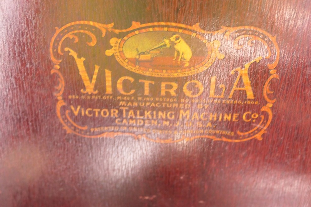 Victrola Victor Talking Machine VV-IX. Working.