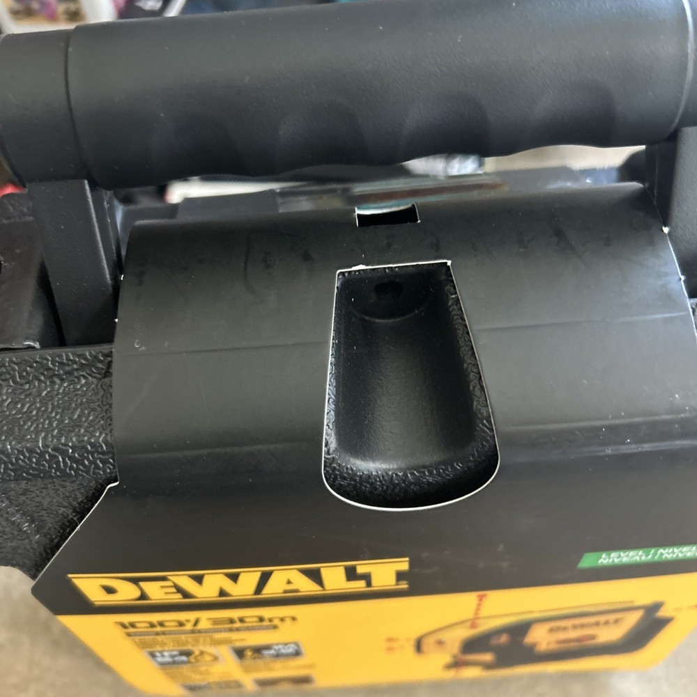 DEWALT (DW085K) Self-Leveling Laser Pointer, 5-Beam, Red