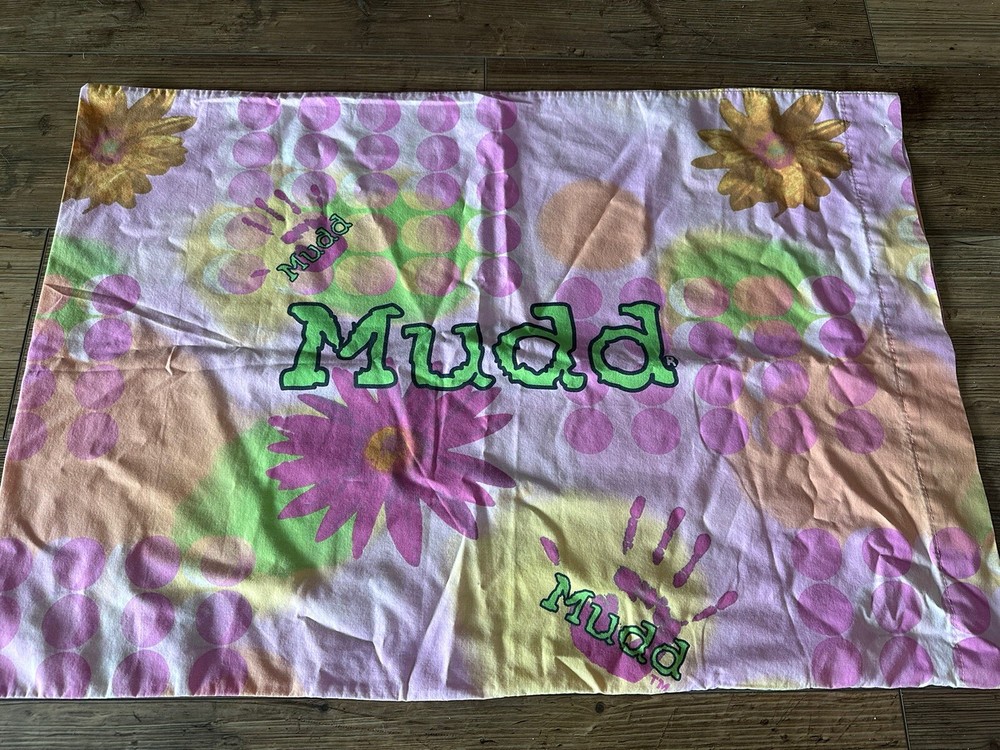 Mudd Pillowcase
