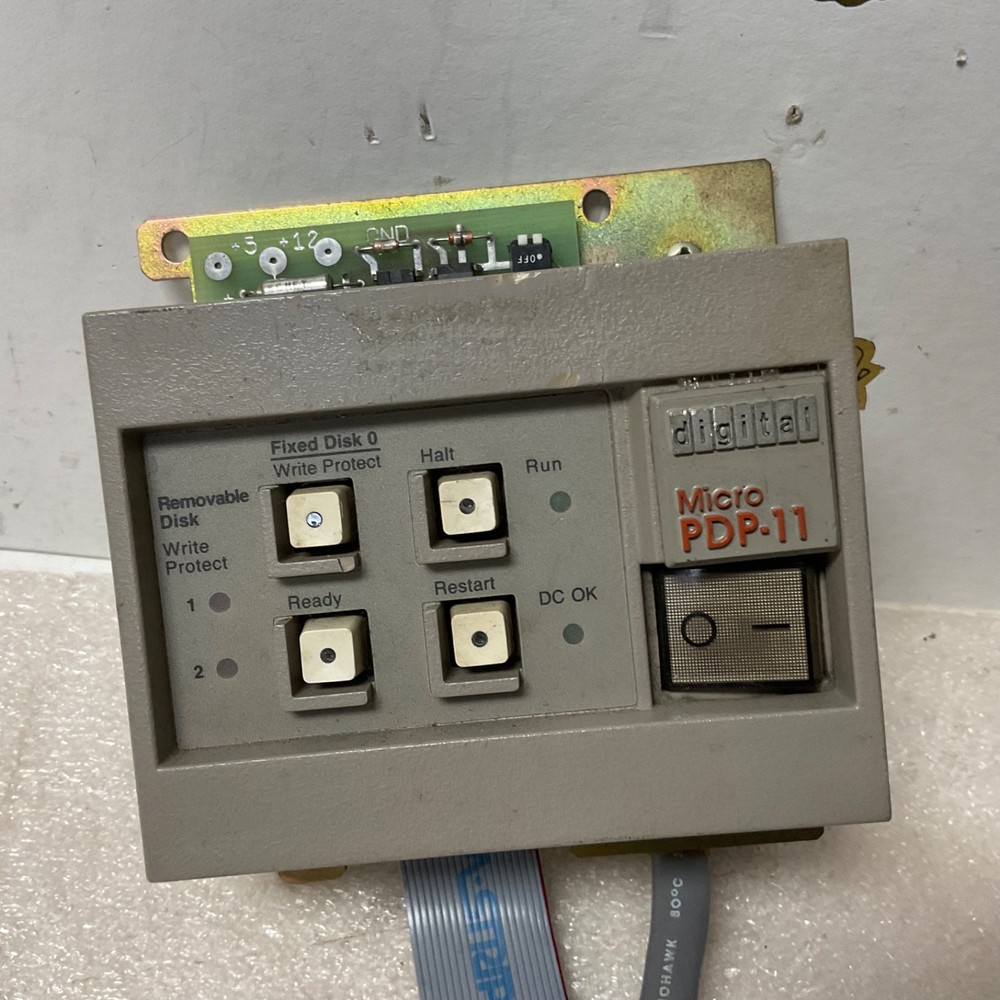 DEC Digital Equipment 70-20695-01 Micro PDP-11 4 button Control Panel 2 cables