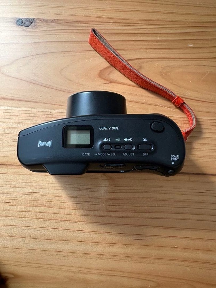 Nikon Zoom700 Vr Camera