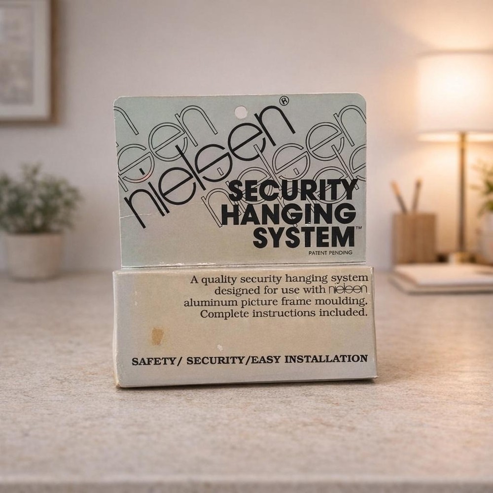 Nielsen Security Hanging System Kit Lock Key Aluminum Frames