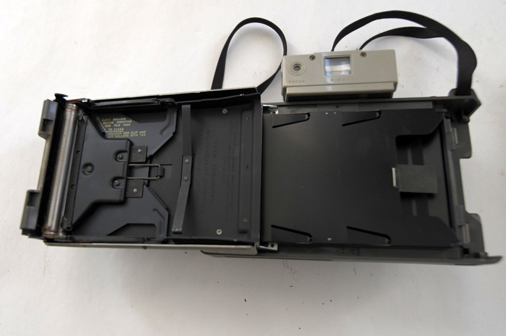 Polaroid 103 Automatic Land Camera Untested