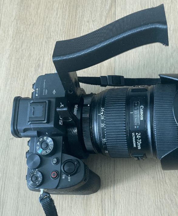 Cageless Sony E-Mount Camera Handle | Lightweight, Secure Grip - Multicolor