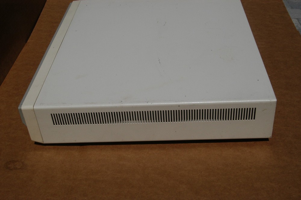 RARE SORD RT2X Multi-HOST TERMINAL COMPUTER, 68000 CPU, Used, Untested