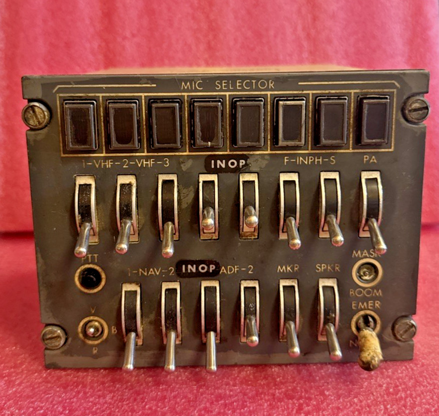 Avtech Audio Control Panel  5141-1-25  *UNTESTED*   bin31