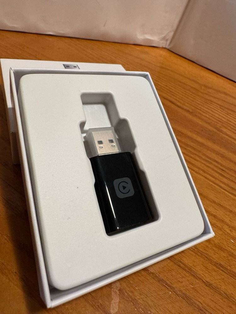 USB Wireless CarPlay Adapter