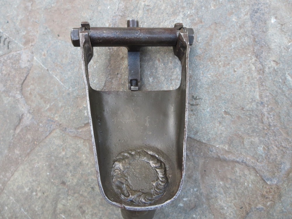 WW2 German Mount for MG42