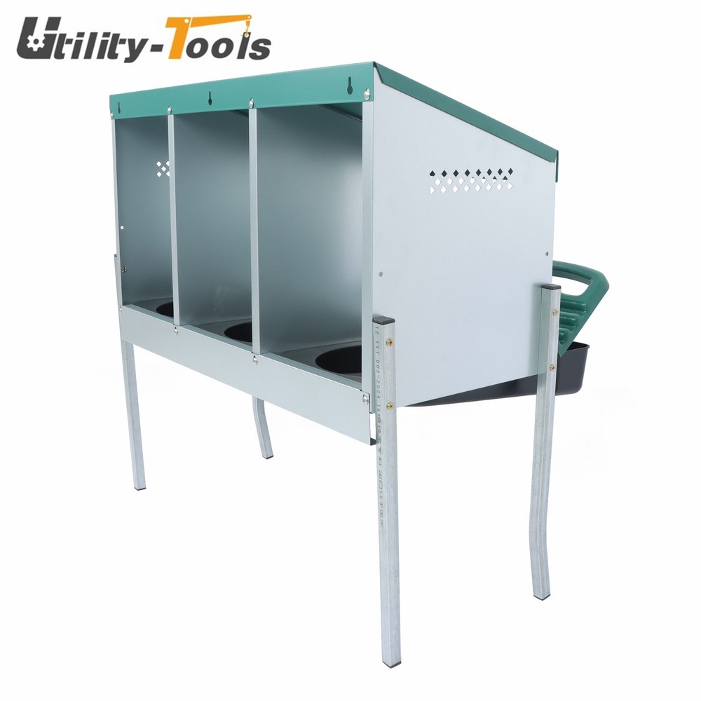 Durable Materials Chicken Nesting Box With Metal Legs 3 Holes Nesting Box