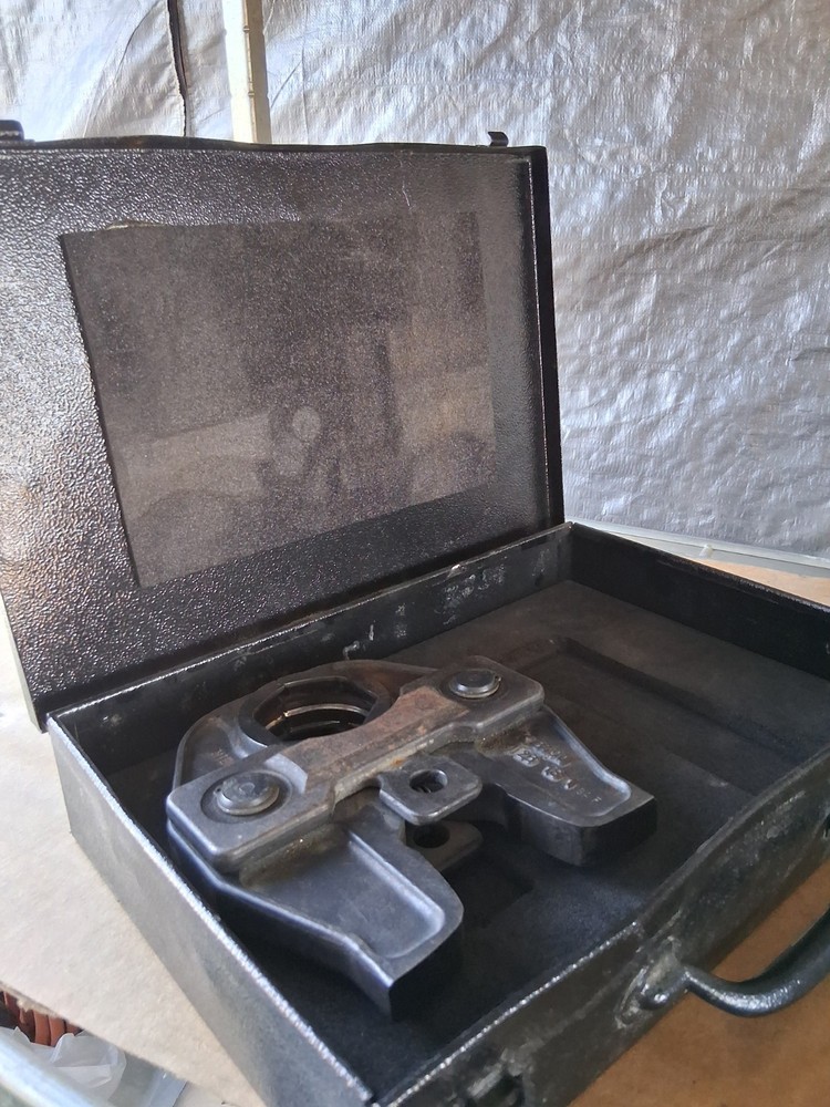 NIBCO 2"" PRESS JAWS And Case Only