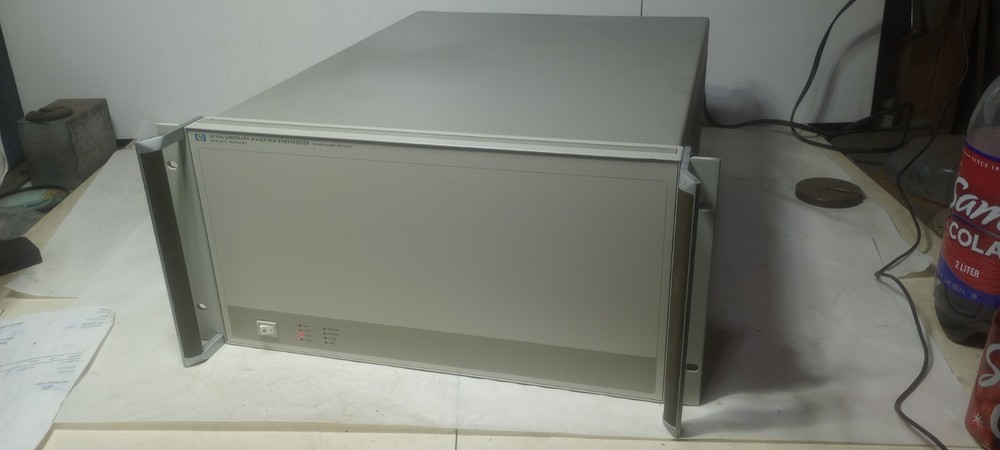 Mint Condition Hewlett Packard 8770A w/ OPT H12 Arbitrary Waveform Synthesizer