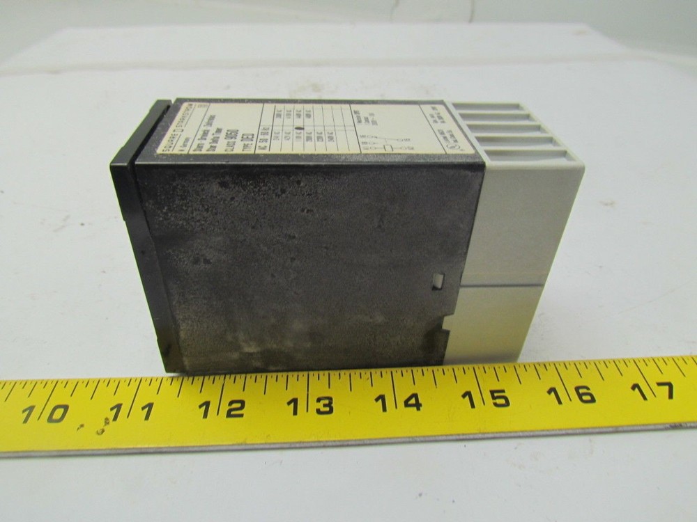 Square D Class 9050 type DED Star delta timer 110VAC 0.5-10 Sec. Adjustable
