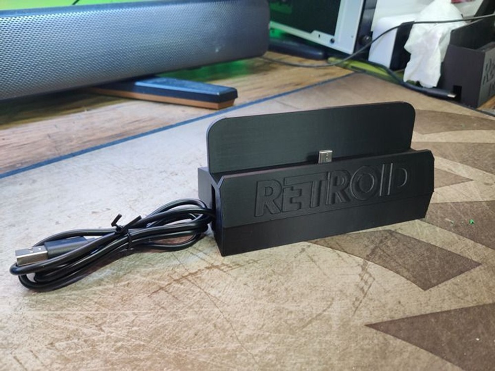 Retroid Pocket 5 Charging Dock (Cable comes Pre-installed)