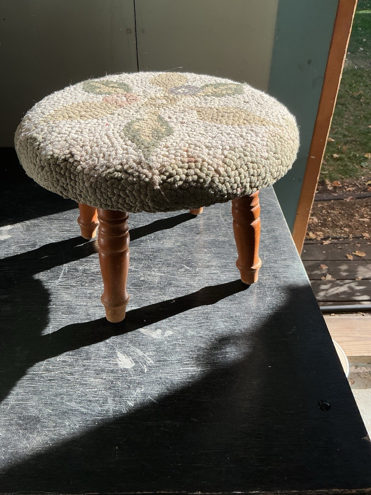 Round Footstool Floral Hooked Rug Top Wooden Legs MCM USA Babcock Phillips