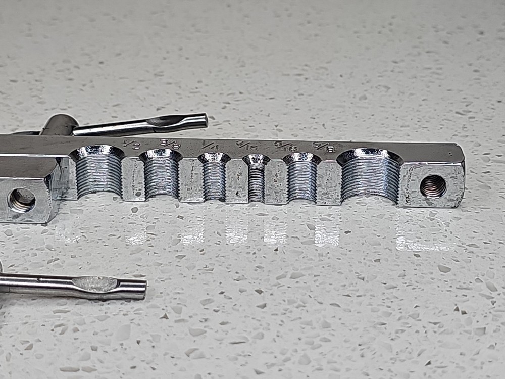 OEM Tools Thread Chaser 3/16" - 5/8"
