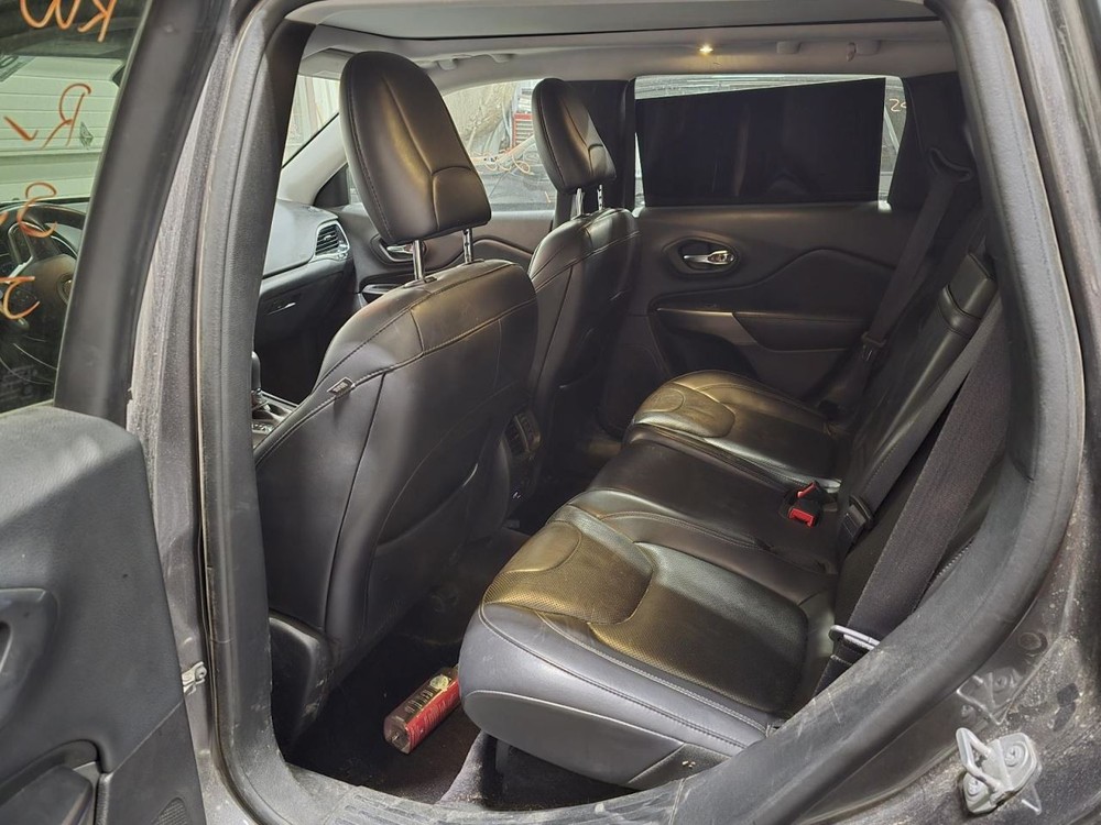 CHEROKEE 2019 Jack 1542749