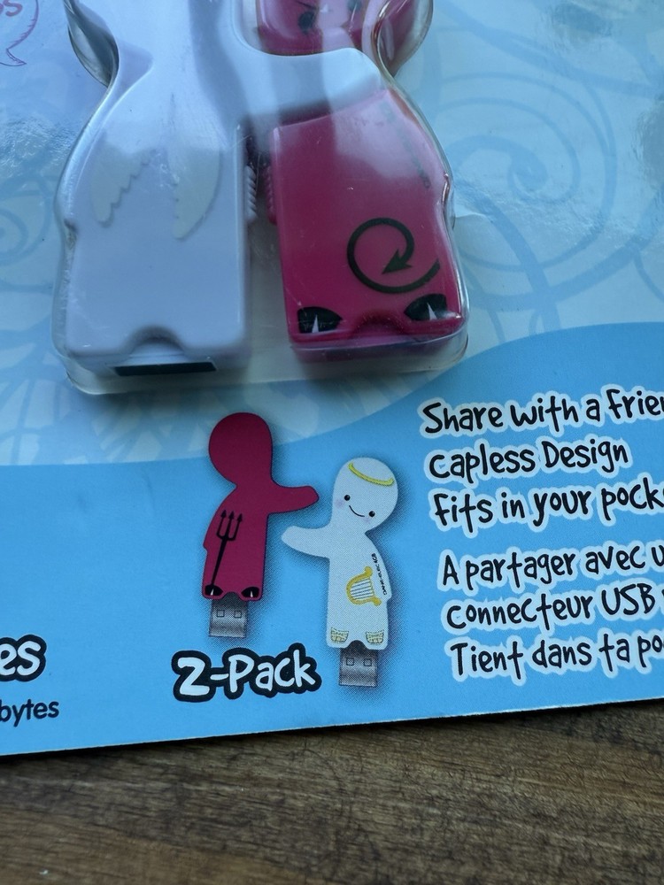 Dana-Elec 8GB (2x 4GB) USB Memory Cards Angel/Devil 2 Pack ShareBytes