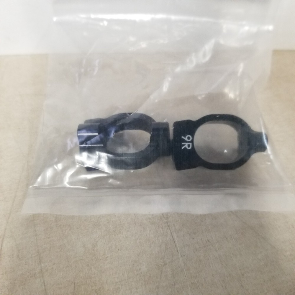 RC10B74 Caster Blocks, 9 Degrees 92176