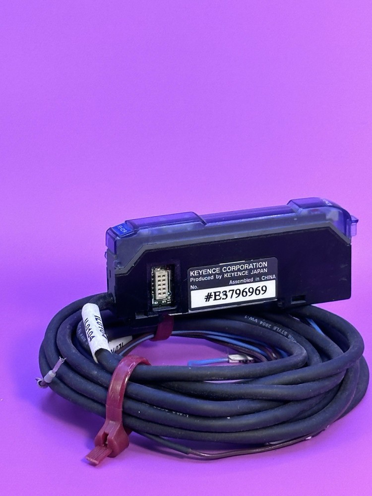 Keyence FS-V21R Fiber Optic Sensor