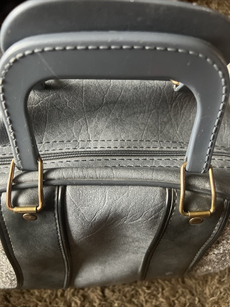 vintage grey carpet bowling bag with ball rack inside