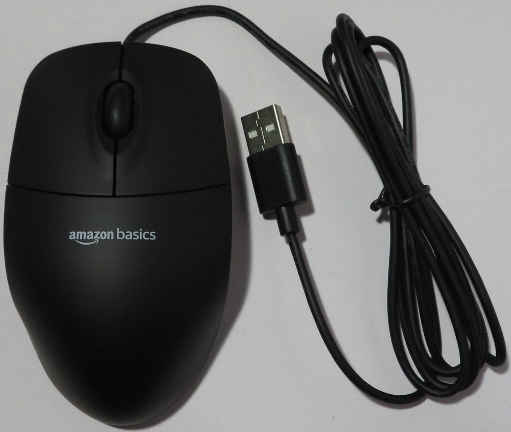NEW In BoxAmazon Basics 3-Button Wired USB Computer Mouse, Single Black