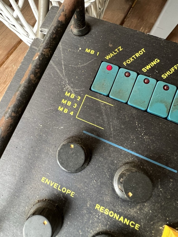 VINTAGE MTI MIXER