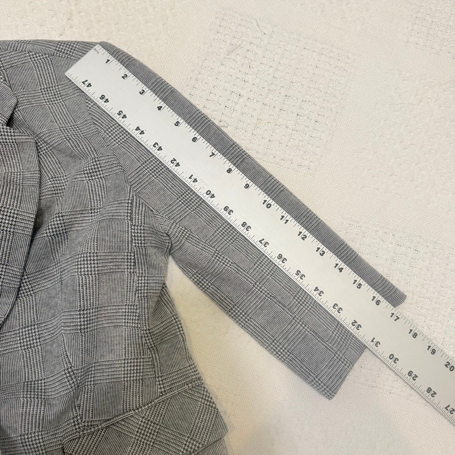Express medium 1 button front fitted 1/2 sleeve blazer jacket C2 3322