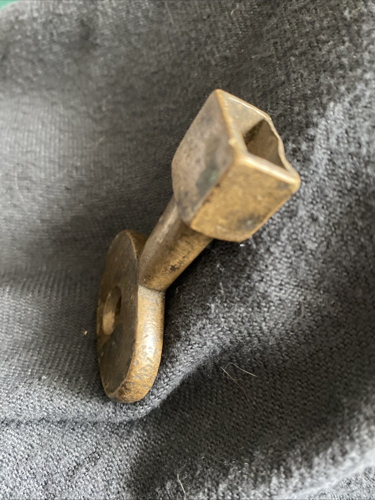 Brass Key - Rectangular End