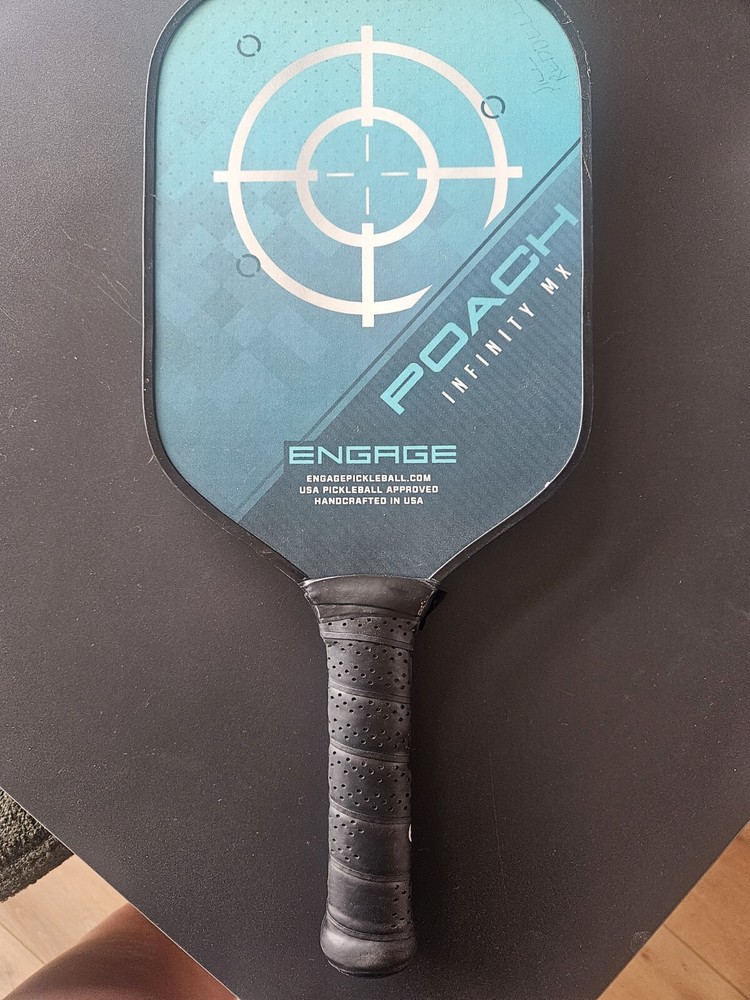 Engage Poach Infinity MX Pickleball Paddle Great Condition!