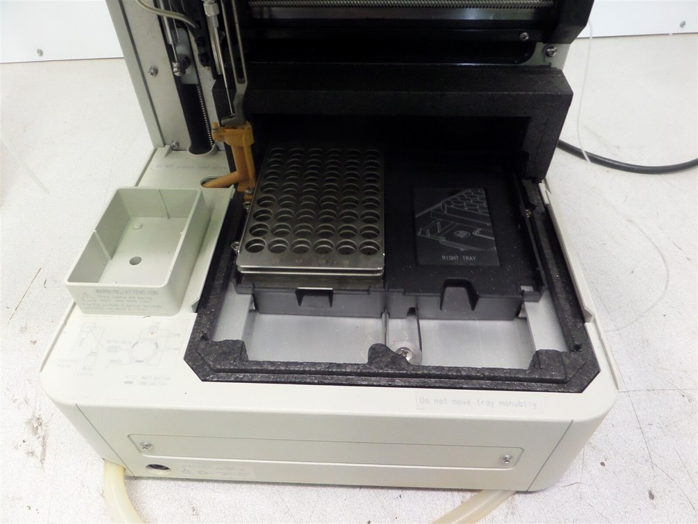 Thar Technologies Waters 840 Supercritical Fluid Chromatograph