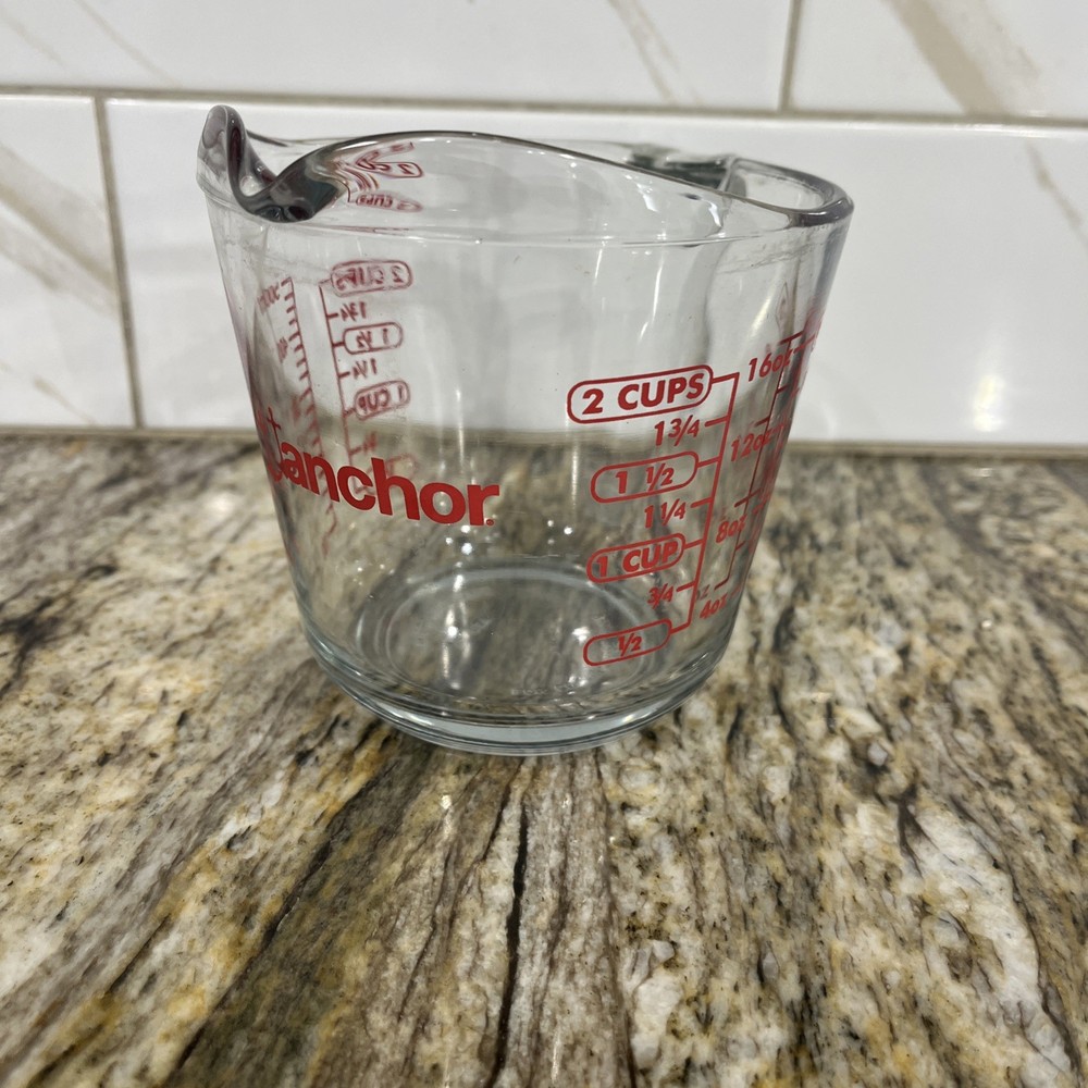 Anchor Hocking 2 Cup Measuring Cup Red Numbers & Letters Hook Handle 🇺🇸
