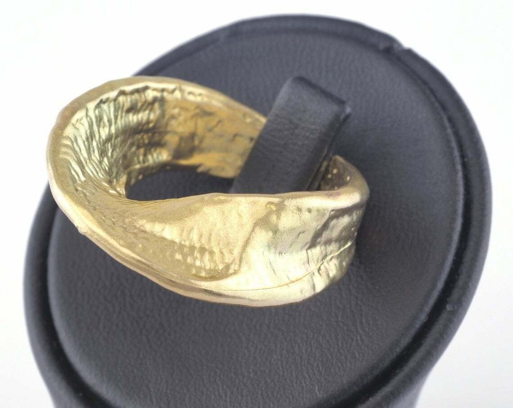 Adjustable Ring Raw brass (19mm 9US inner size - Adjustable ) OZ2745