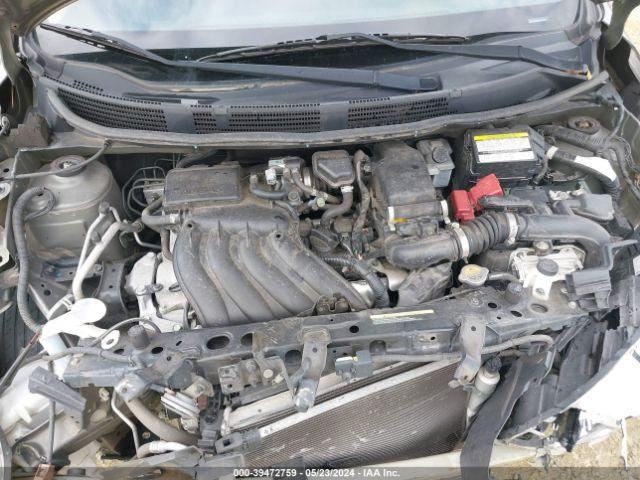 VERSA 2017 Glove Box 4330663