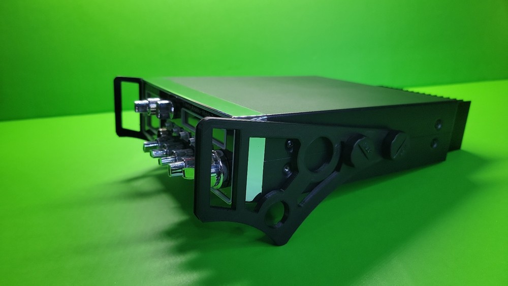 CB RADIO HANDLE STAND FOR VARIOUS MODELS
