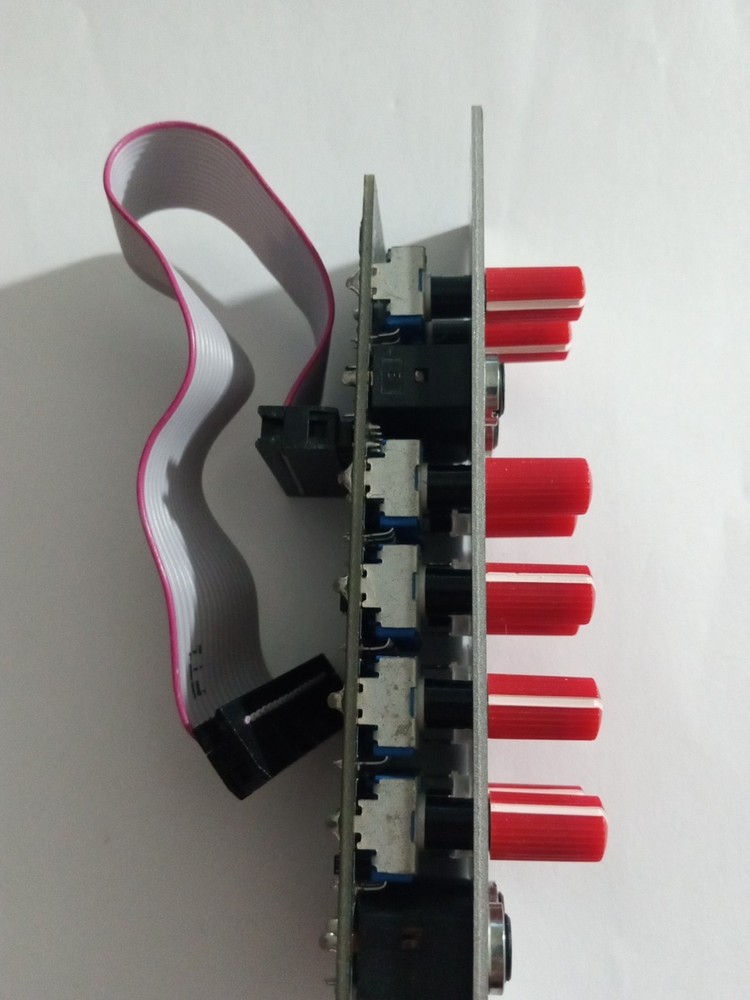 Grayscale Variant Voltage Expander