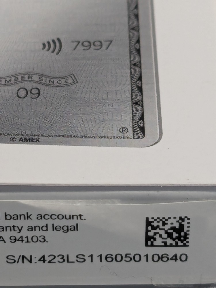 Square Reader SPM1-01 White Portable Mobile Credit Card Reader & Writer