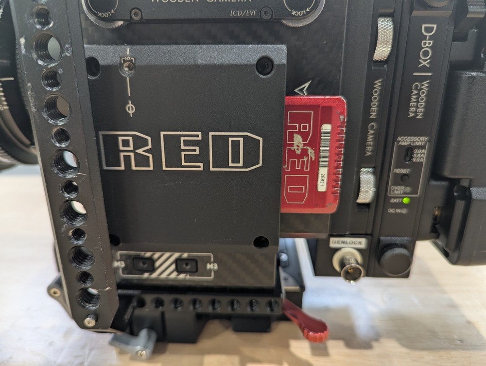 RED DSMC2 Weapon Helium 8K S35 Package
