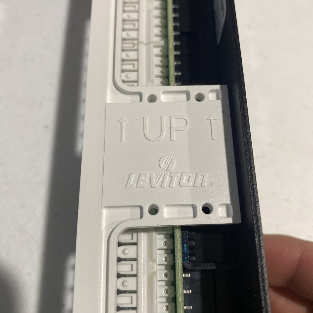 Leviton CAT 6 Flat Panel 12 Port Patch Block 004-69586-U89