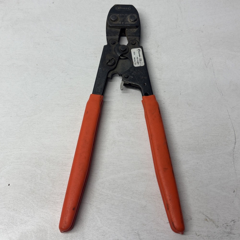 SharkBite 23081 PEX Clamp Pincer Tool