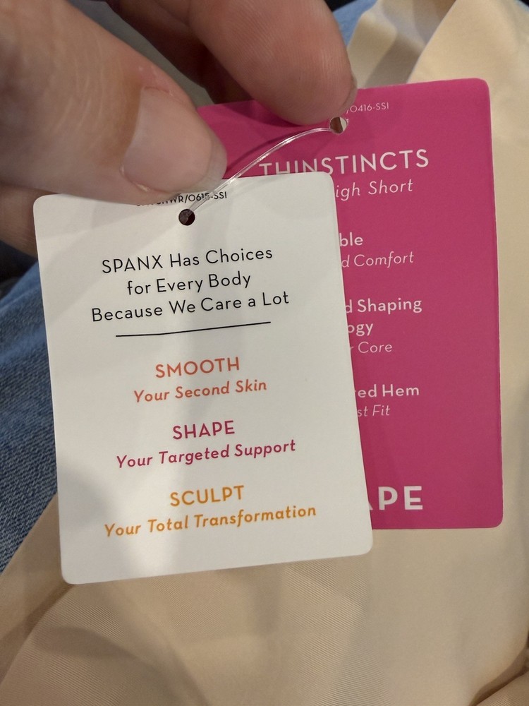 Spanx Thinstincts Mid Thigh Short XS
