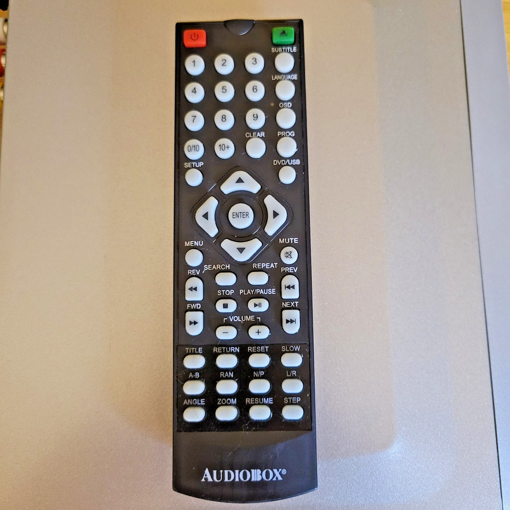 Audiobox MP-100 Silver Multimedia Player w/ Full Function Remote Control Tested